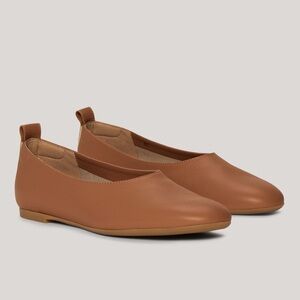 Everlane The Day Glove flat The Day Glove in Toasted Almond Size 10.5 EUC